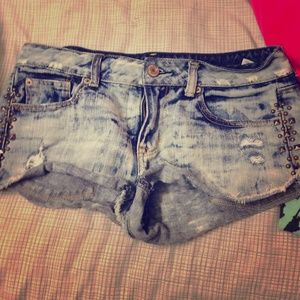Acid wash American eagle shorts