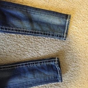 Rock revival skinnys TRADE ONLY. ON HOLD.