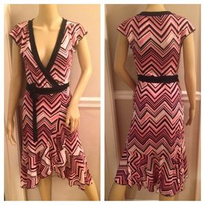 Bebe Wrap Dress in striking pink and black in sz S