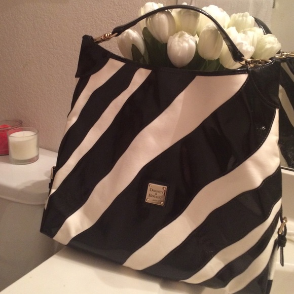 Authentic Dooney & Burke Zebra Sac Bag (Large)