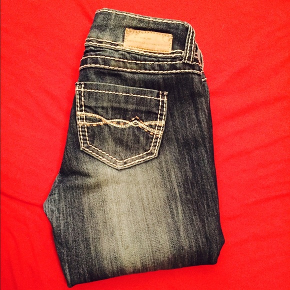 Almost famous capris (must go)