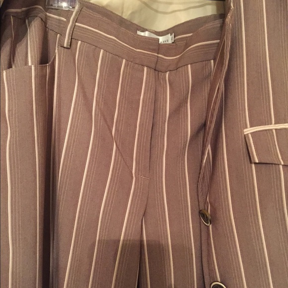 Pant Suit - Picture 2 of 4