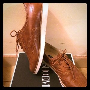 Shoemint lace up twotone platform brown white flat