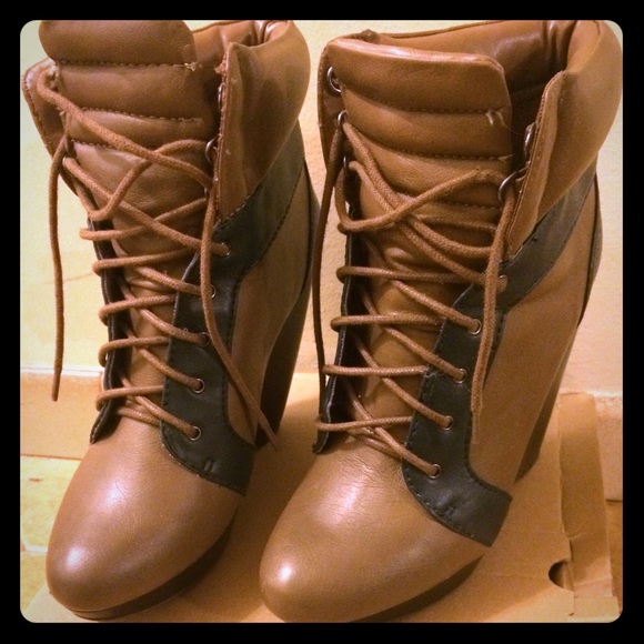 Zara wedge heel shoe sneaker booties boot brown