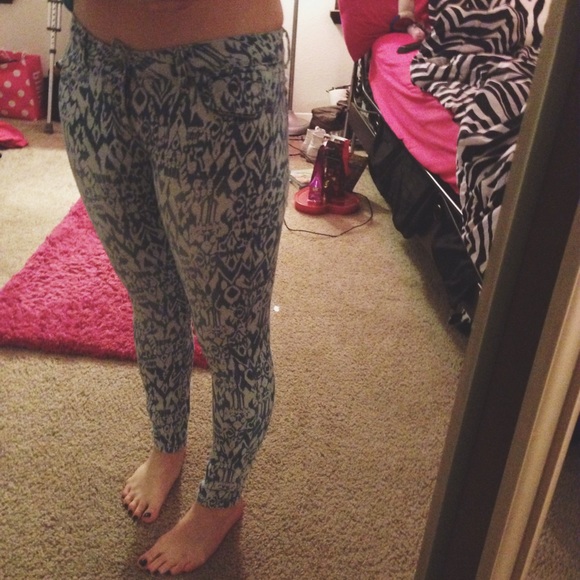 Aztec Printed Skinny Jeans Size 5