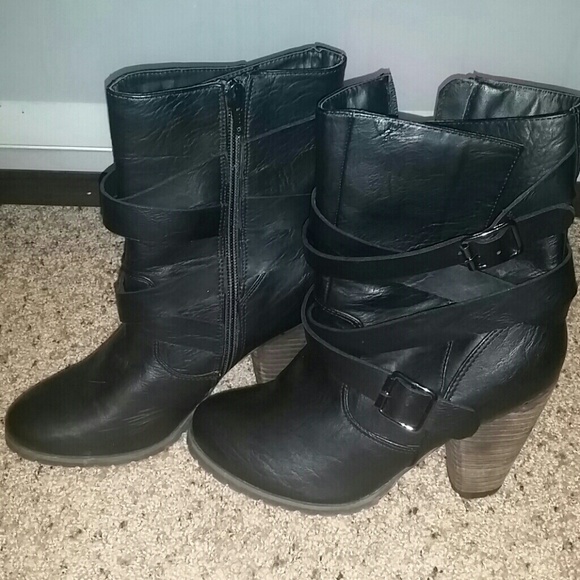 Motorcycle style boots