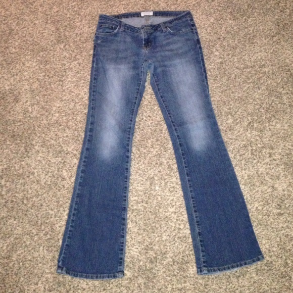 American Eagle Jeans. Will bundle!!