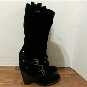 Suede boot