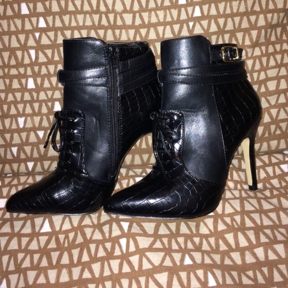 Black heel booties