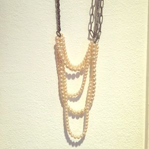 Pearl and Chain Statement Necklace