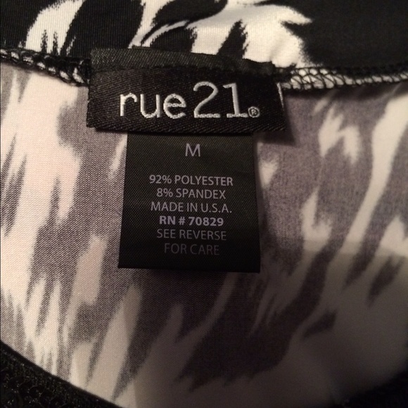 Zebra/Cheetah Sequined Top - Picture 3 of 3