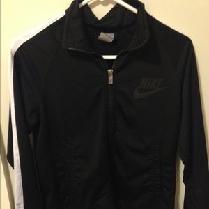 Nike windbreaker