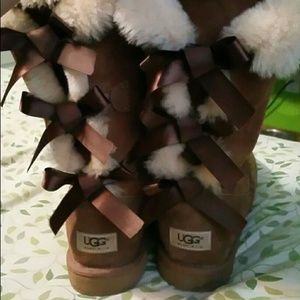 Brown bailey bow uggs