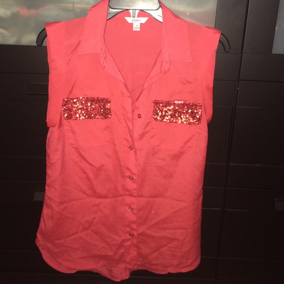 Cute fuchsia top