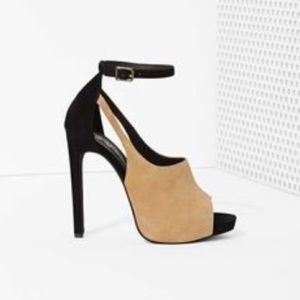 ❗️REDUCED❗️Jeffrey Campbell Baras Brand New