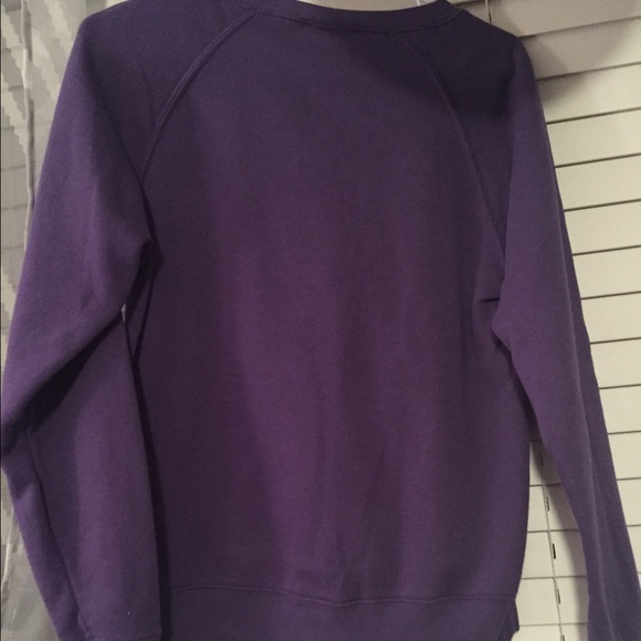 Crew neck - Picture 2 of 2