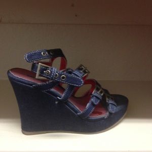 Summer denium wedges