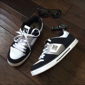 💙 Women's DC shoes