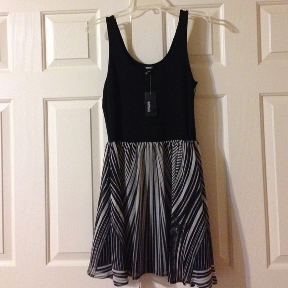 Buffalo David Bitton Dresses & Skirts - Nwt Buffalo David Bitton dress no trades