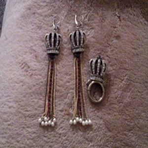 Betsy Johnson crown set