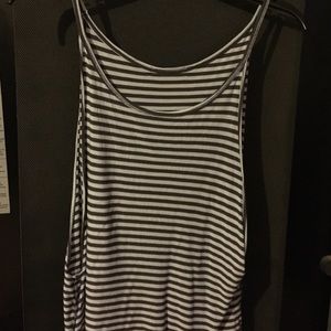F21 muscle tank