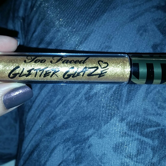Too Faced Glitter Glaze