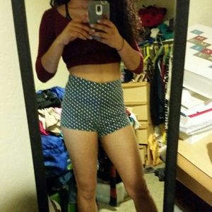 Highwaist polka dot shorts