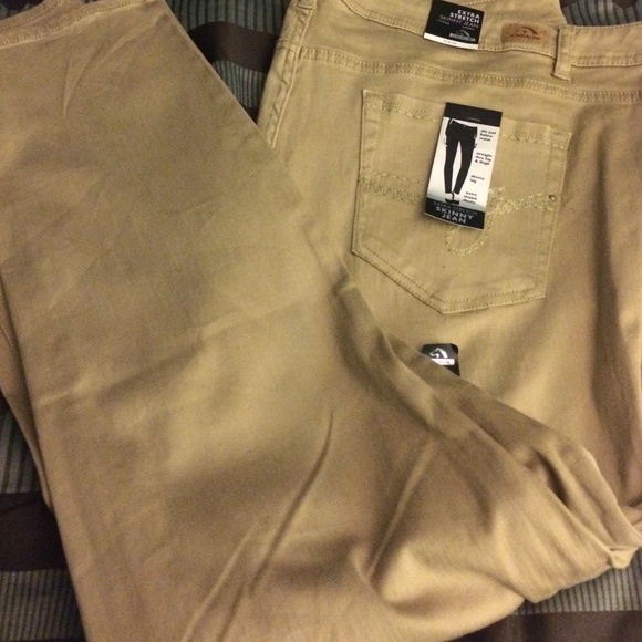 tan skinny jeans plus size