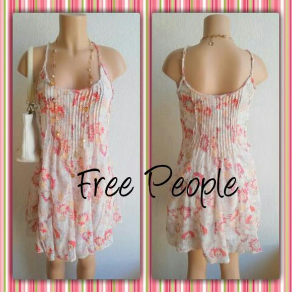 Free People Dresses & Skirts - FREE PEOPLE FLORAL PRINT COTTON DRESS