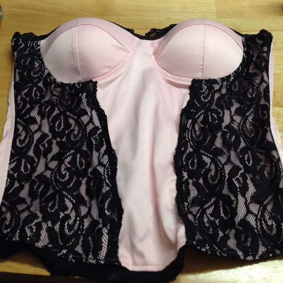 NWOT Pale pink with black lace corset!