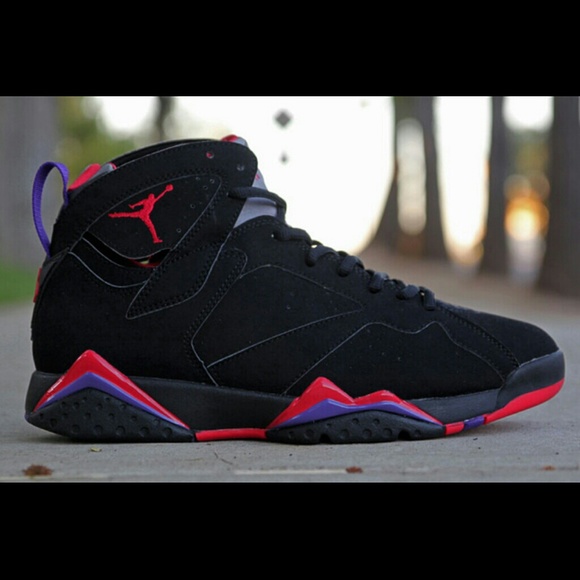 LOOKING FOR THESE - Picture 3 of 4