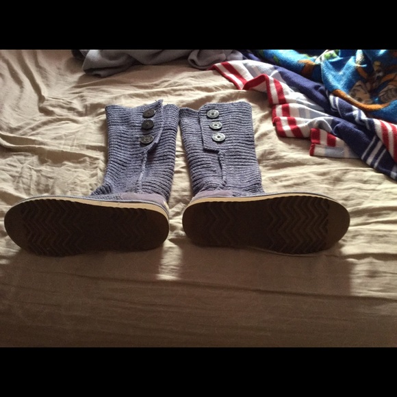 Cardy uggs blue and gray