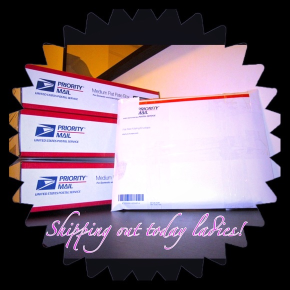 Shipments going out today! Buy today/I ship today!