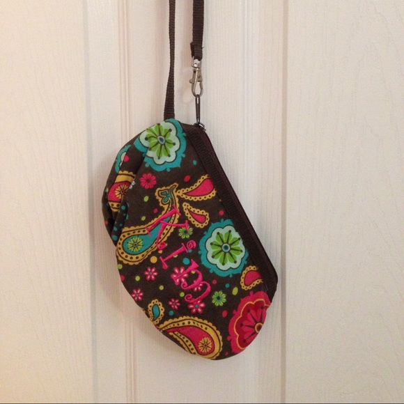 31 Paisley Wristlet