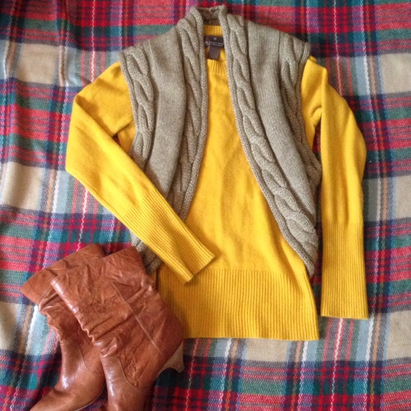 Anthropolgy soft wool shrug!