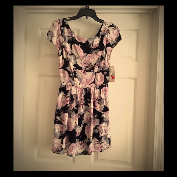 NWT! Black/purple floral dress! 💜 - Picture 2 of 4
