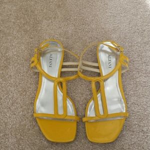 Women's sandal