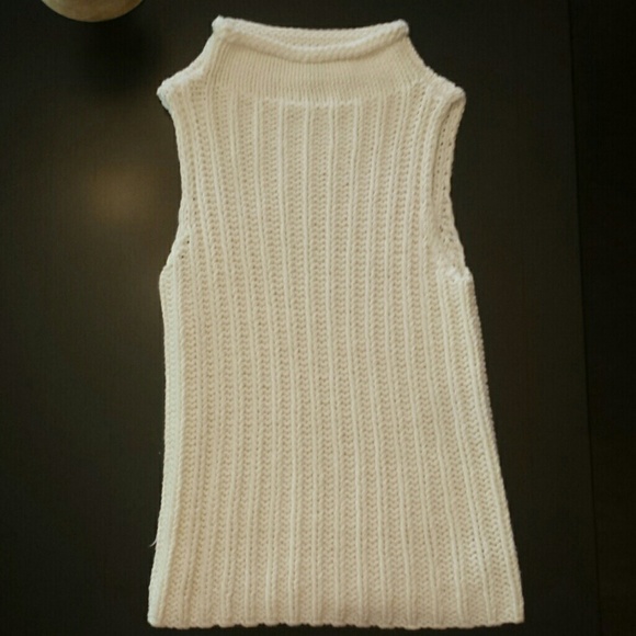 Tommy Hilfiger white sweater