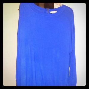 🚫sold in bundle🚫 Beautiful sweater/blouse