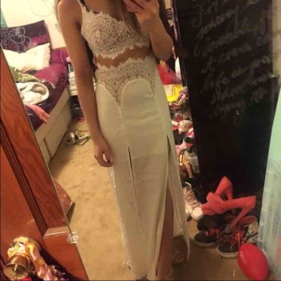 Brand New White Lace Dress - Picture 1 of 1