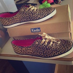 KEDS LEOPARD PRINT LIKE NEW