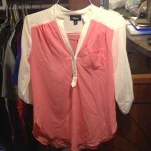 ❌Sold❌Cream and coral shirt
