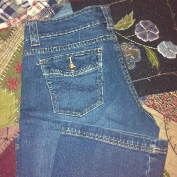 Awesome jeans - Picture 3 of 4