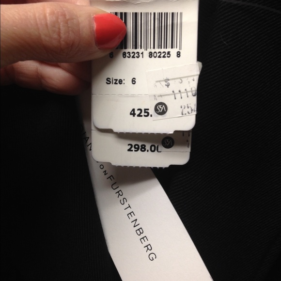 Black Diane Von Furstenburg pantsuit. NWT!! - Picture 4 of 4