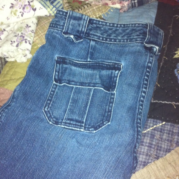 ****sold in bundle****Cutest jeans ever - Picture 2 of 3
