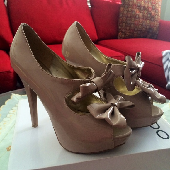 Charlotte Russe Nude Patent Leather Bow Heels
