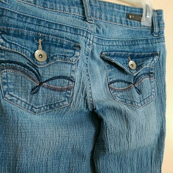 Lei Jean bundle - Picture 2 of 3