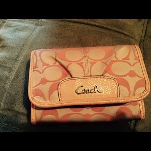 Pink coach wallet-don't buy has been sold