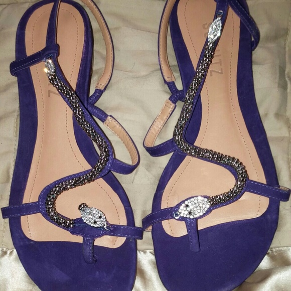 New purple flats with cute detail!