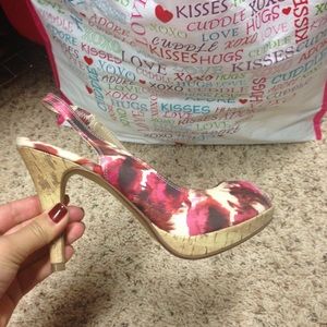 Colorful peep toe strappy sandals